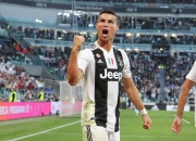 开云体育app-C罗豪取帽子戏法，尤文图斯再度登顶的简单介绍