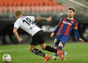 开云体育中国-韩国逆转瓦伦西亚，格列兹曼三分雨点燃全场的简单介绍