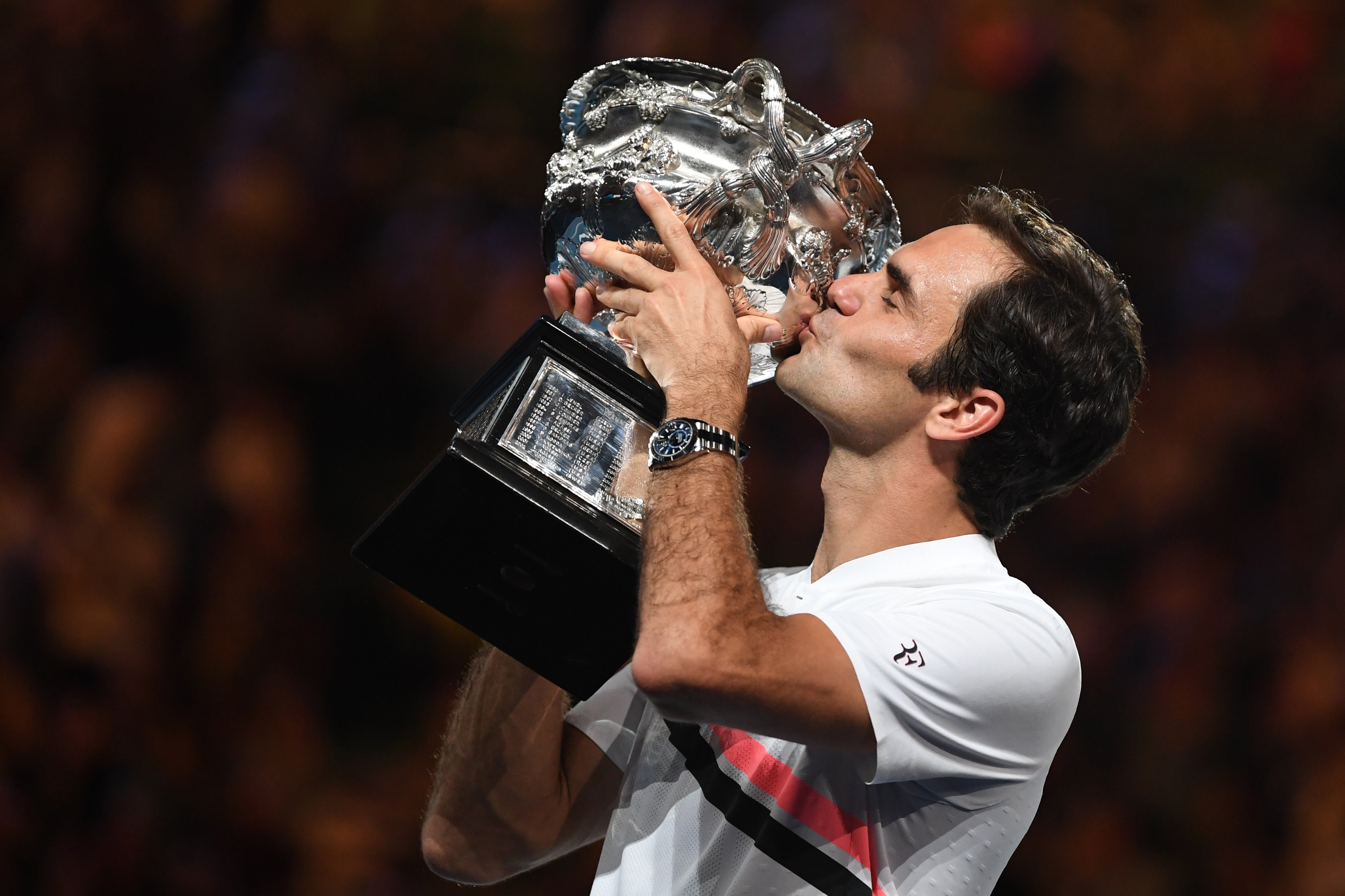 美国网球队力克世界网球队,费德勒一己之力扛起全队的简单介绍 美国网球队力克世界网球队,费德勒一己之力扛起全队的简单介绍