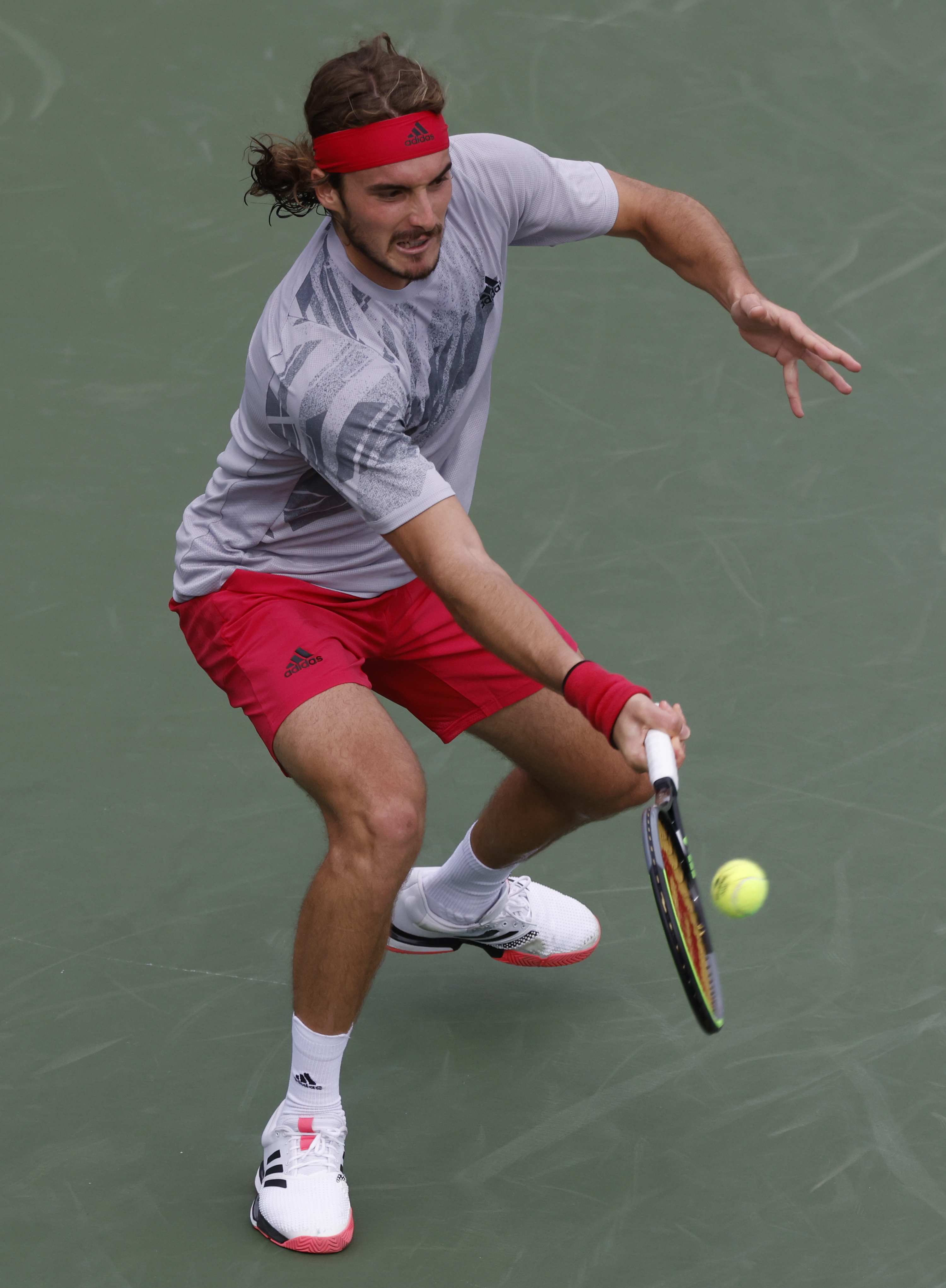 日本网球队轻取英国网球队,西西帕斯惊艳世界的简单介绍 日本网球队轻取英国网球队,西西帕斯惊艳世界的简单介绍