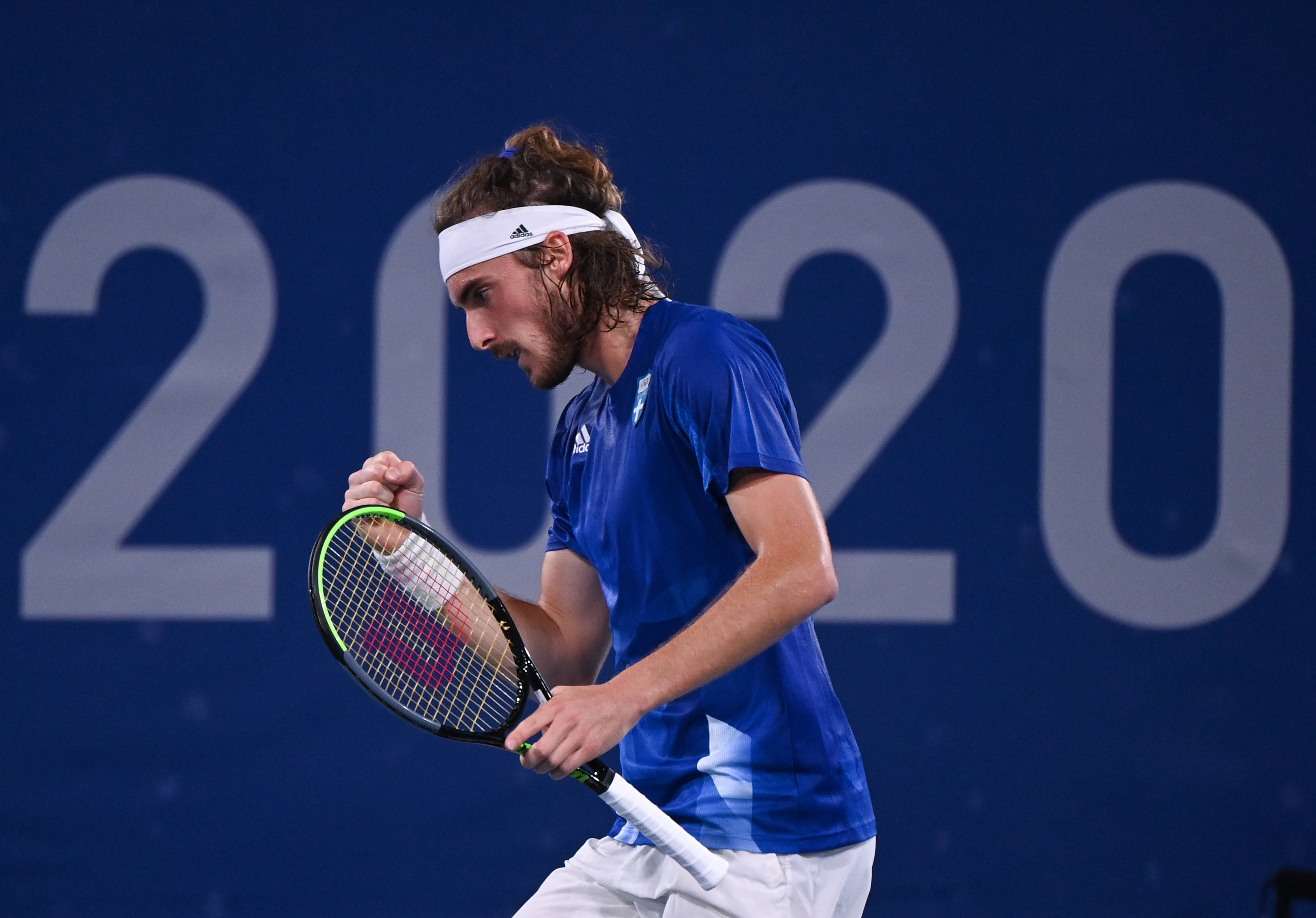 日本网球队轻取英国网球队,西西帕斯惊艳世界的简单介绍 日本网球队轻取英国网球队,西西帕斯惊艳世界的简单介绍