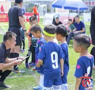 百慕达队奋起直追,实力逐渐显露 百慕达队奋起直追,实力逐渐显露