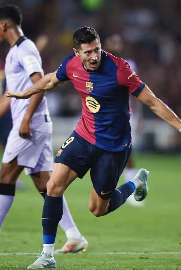 梅西传射梅罗破门,巴萨客场逆转毕尔巴鄂的简单介绍 梅西传射梅罗破门,巴萨客场逆转毕尔巴鄂的简单介绍