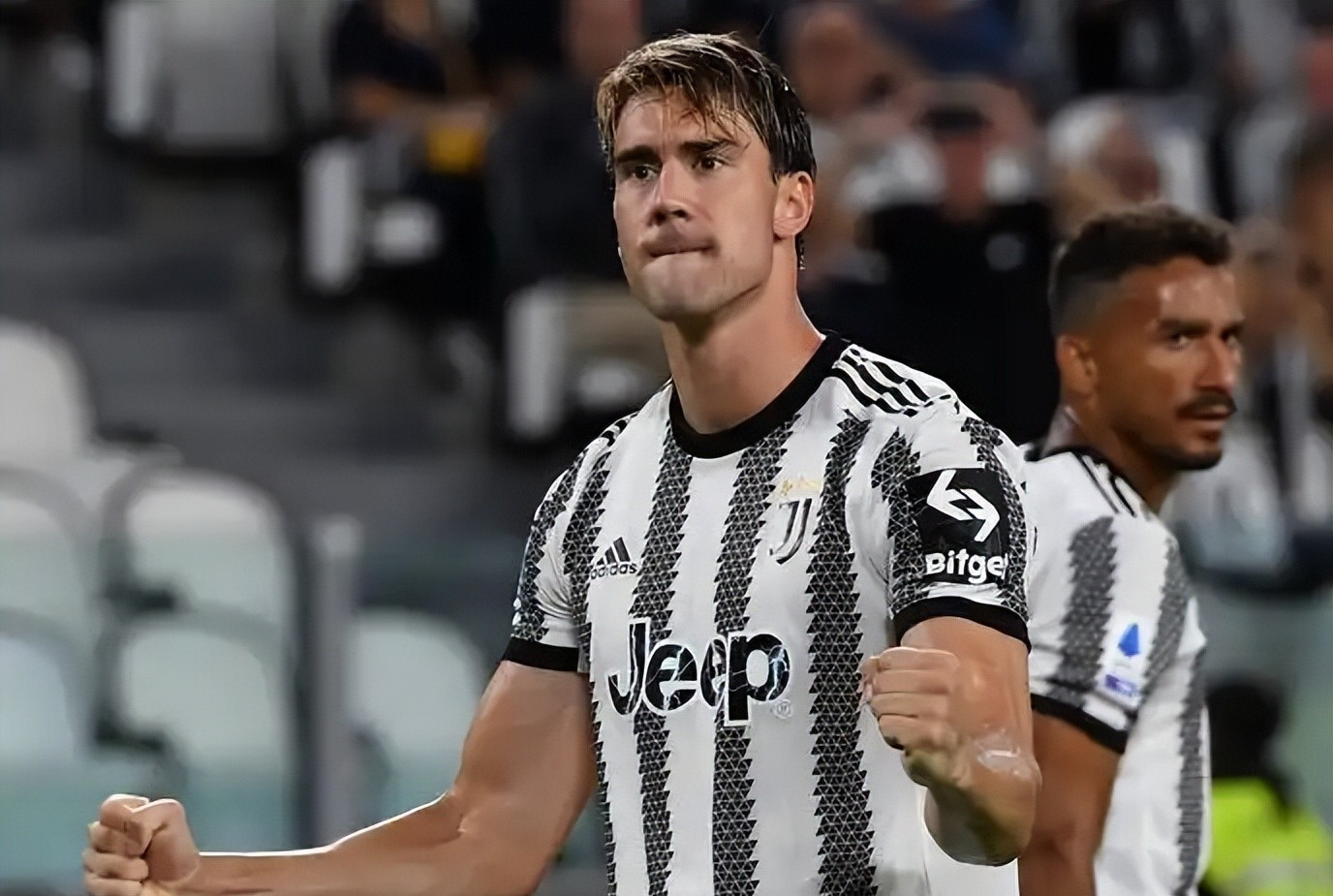 热那亚客场逆转获胜,实现保级的简单介绍 热那亚客场逆转获胜,实现保级的简单介绍