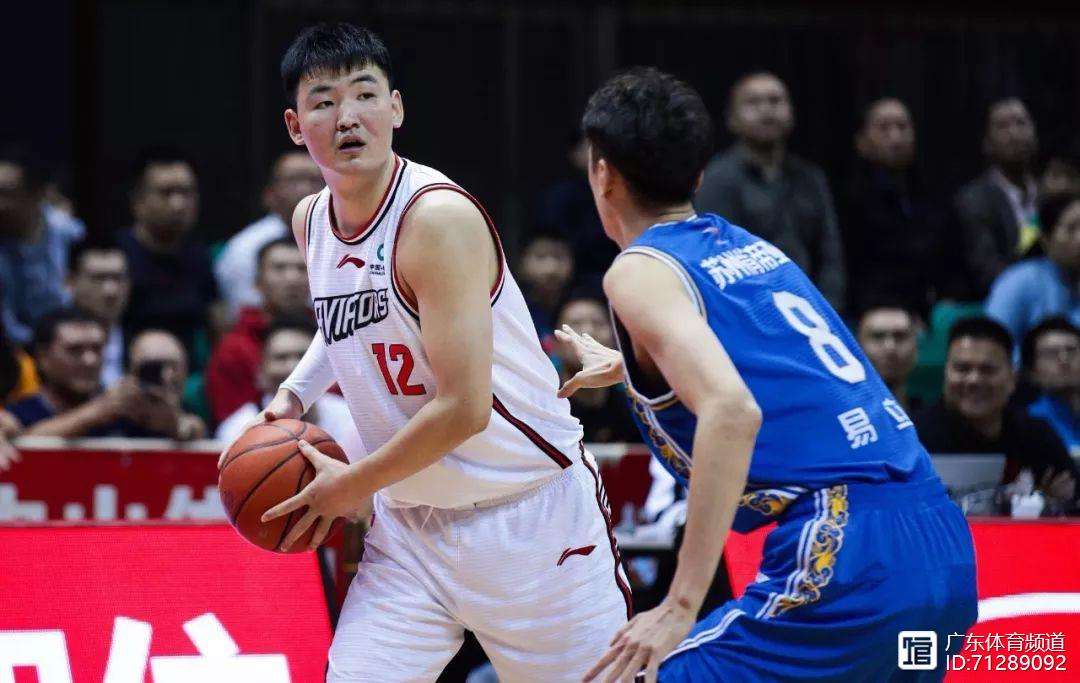 江苏男篮发挥出色,取得悬念胜利的简单介绍 江苏男篮发挥出色,取得悬念胜利的简单介绍