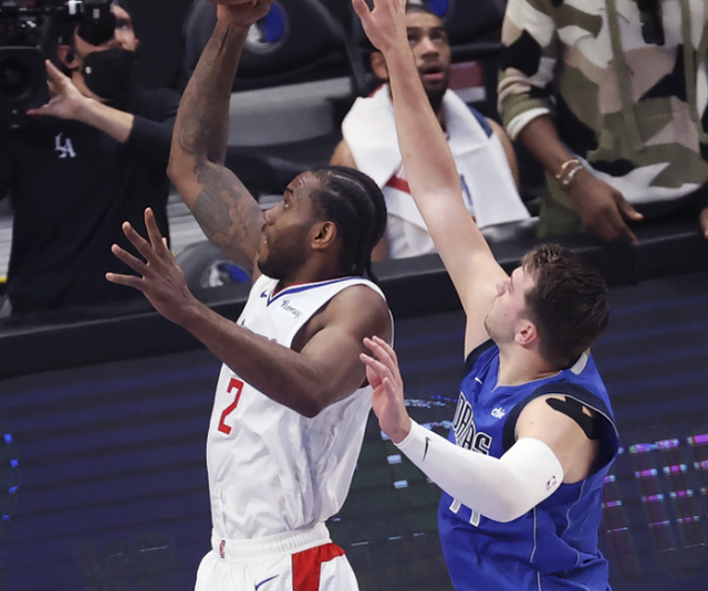 伦敦城客场赢球,稳步向前争夺冠军 伦敦城客场赢球,稳步向前争夺冠军