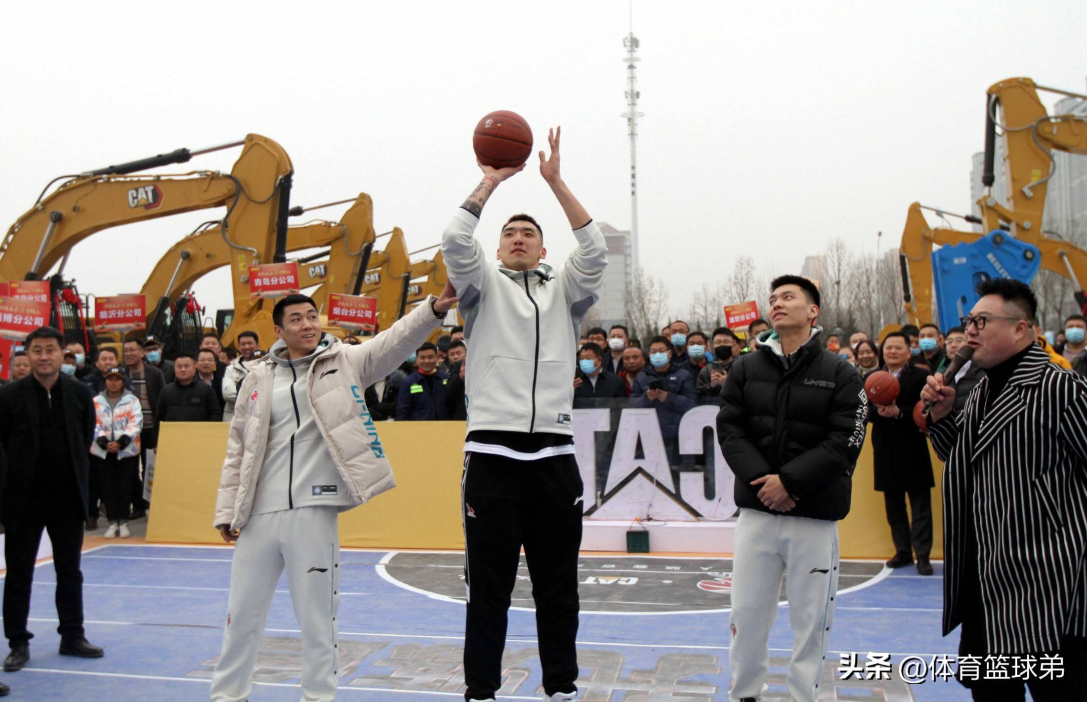 山东强队挑战广东,球场战火升腾 山东强队挑战广东,球场战火升腾