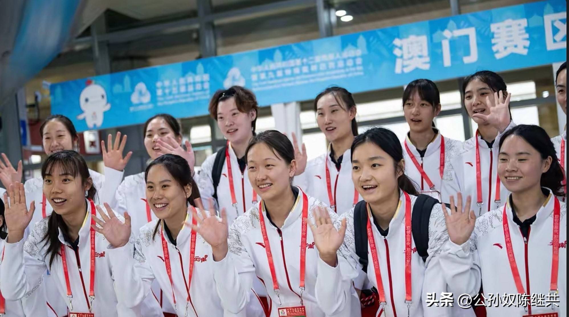 关于情绪高涨:排球选手在场上奋勇争先的信息 关于情绪高涨:排球选手在场上奋勇争先的信息