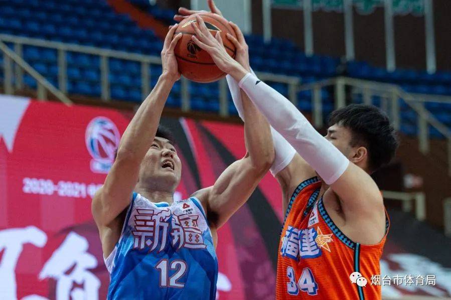 福建队险胜新疆队，塔图姆关键制胜的简单介绍
