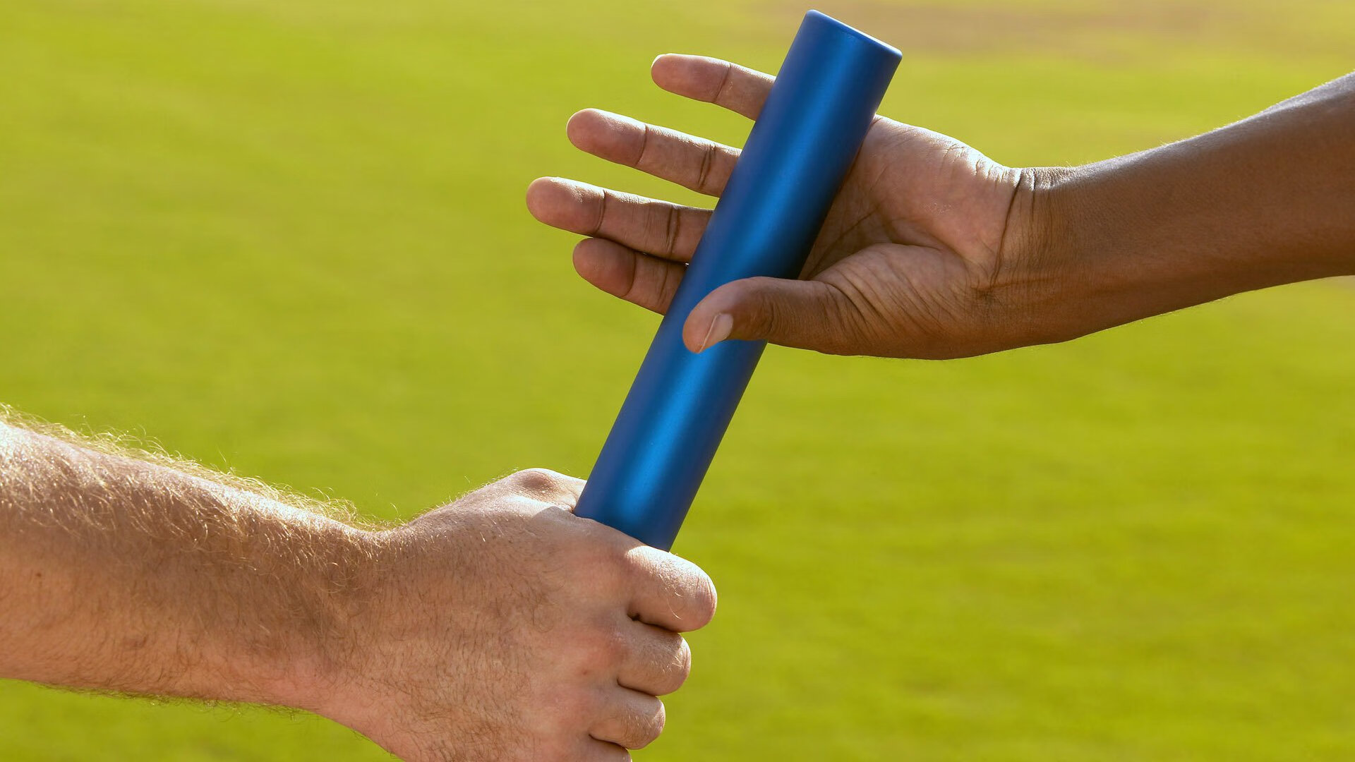 钢铁战车碾压维也纳森林，奥恰洛夫独臂擎天扛起德意志荣光